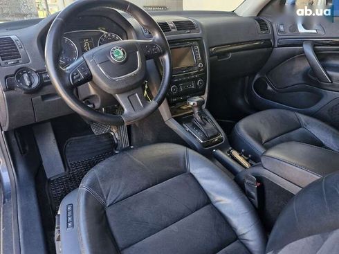 Skoda Octavia 2010 - фото 16
