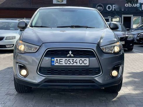 Mitsubishi Outlander 2015 - фото 2