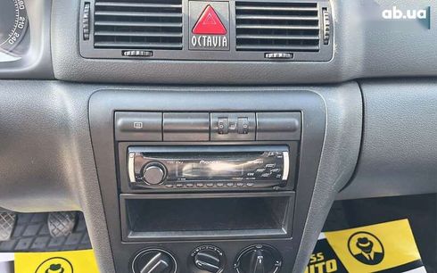 Skoda Octavia 2010 - фото 18