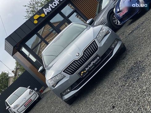 Skoda Superb 2017 - фото 5