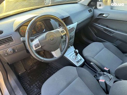 Opel Astra 2013 - фото 11