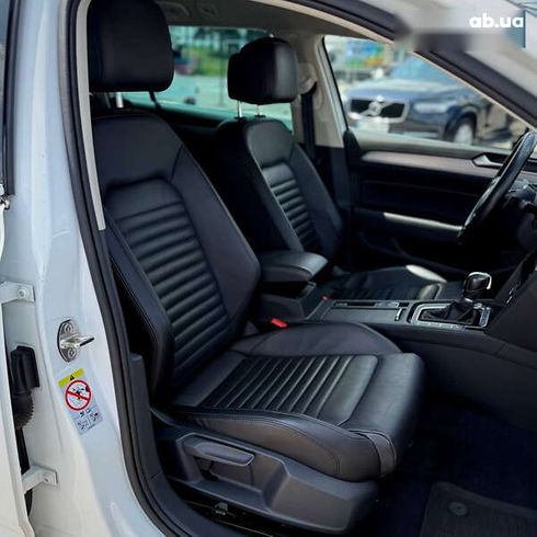 Volkswagen passat alltrack 2018 - фото 23
