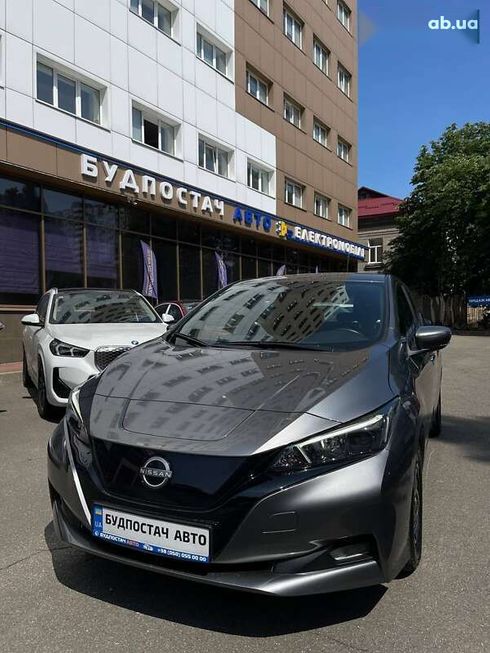 Nissan Leaf 2022 - фото 10