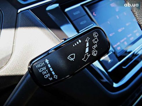 Volkswagen Tiguan 2020 - фото 10