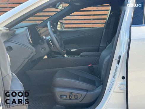 Lexus RX 2023 - фото 20