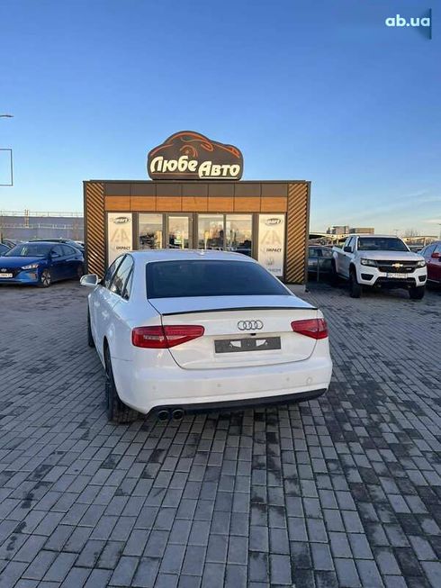 Audi A4 2014 - фото 4