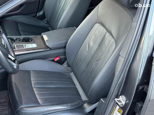Audi A6 2019 серый - фото 11