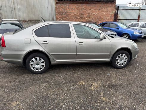 Skoda octavia a5 2011 бежевый - фото 6