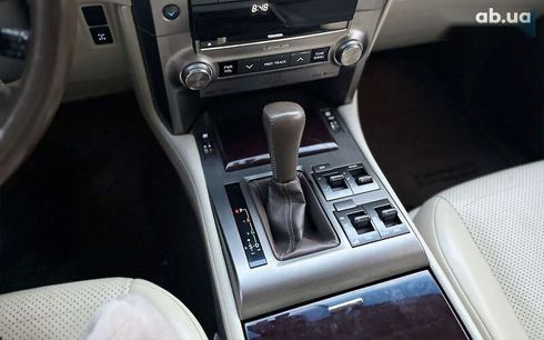 Lexus GX 2016 - фото 23