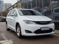Купити Chrysler в Україні - купити на Автобазарі