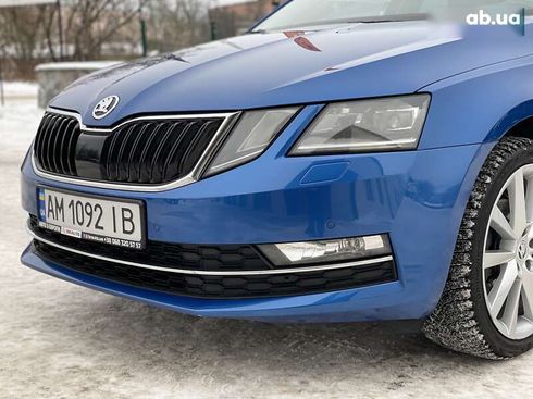 Skoda Octavia 2019 - фото 11