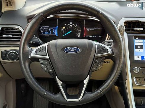 Ford Fusion 2016 - фото 26