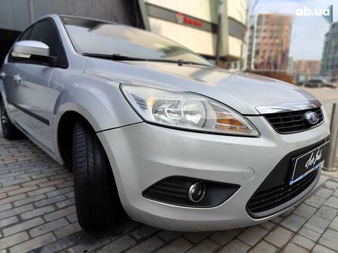 Ford Focus 2010 - фото 29