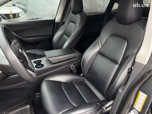 Tesla Model Y 2021 серый - фото 13