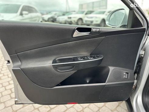 Volkswagen passat b6 2009 серый - фото 13