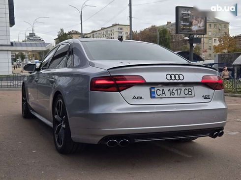 Audi A8 2017 - фото 5