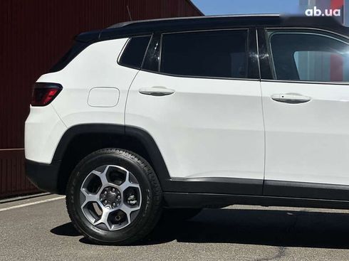 Jeep Compass 2022 - фото 13