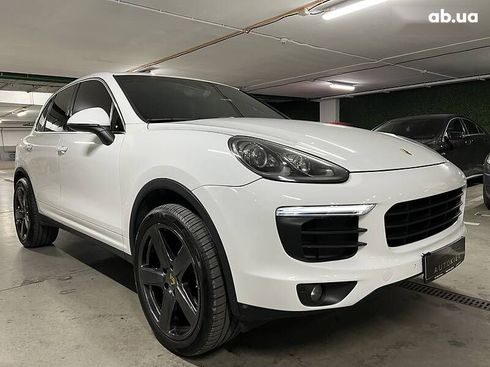 Porsche Cayenne 2015 - фото 2