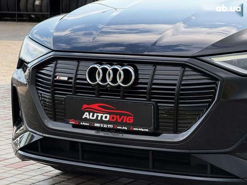 Audi E-Tron 2021 - фото 19