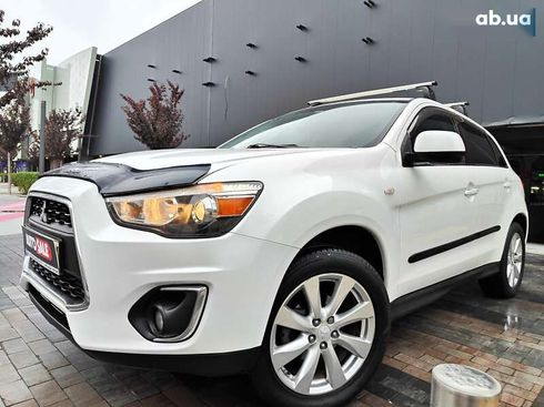 Mitsubishi Outlander 2015 - фото 3