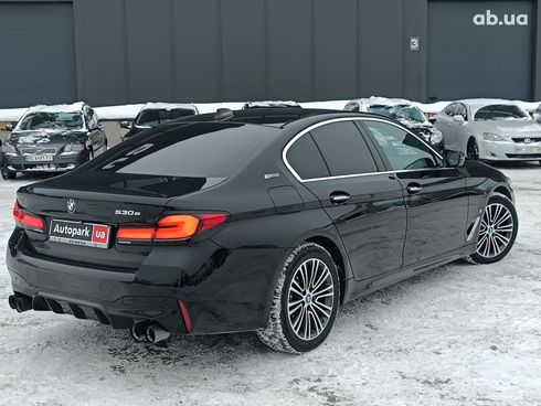 BMW 5 серия 2017 черный - фото 13