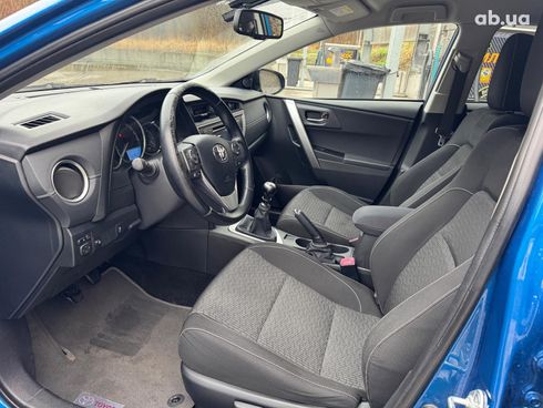 Toyota Auris 2014 синий - фото 20