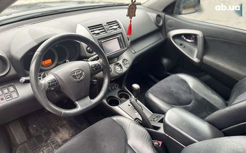 Toyota RAV4 2011 - фото 10