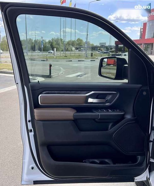 Dodge Ram 2018 - фото 19