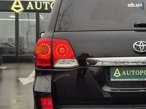 Toyota Land Cruiser 2013 - фото 11