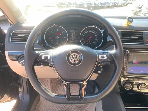 Volkswagen Jetta 2016 черный - фото 30