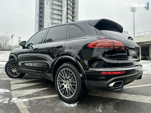 Porsche Cayenne 2016 - фото 8