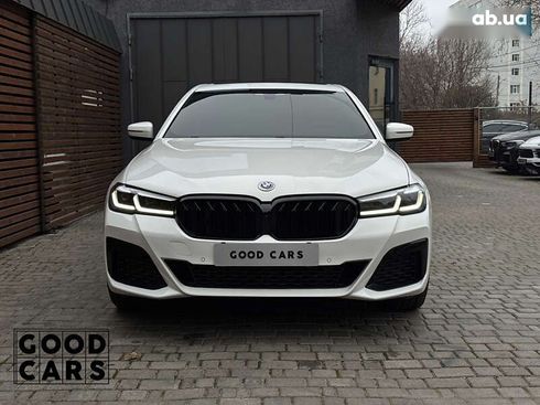 BMW 5 серия 2020 - фото 2