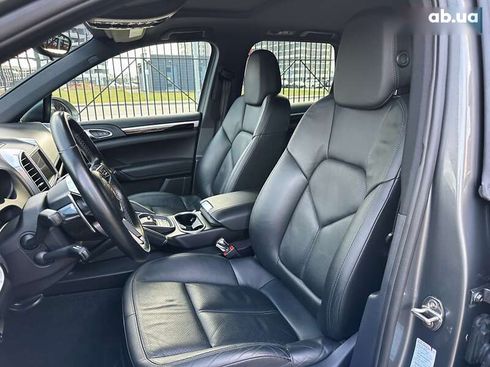 Porsche Cayenne 2015 - фото 30