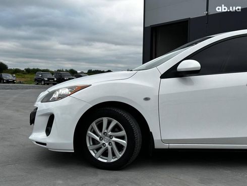 Mazda 3 2012 белый - фото 4