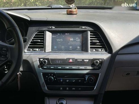 Hyundai Sonata 2016 - фото 16