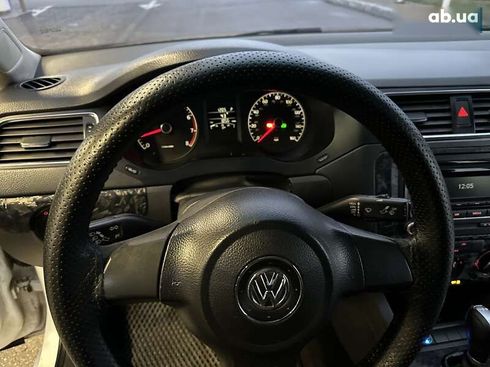 Volkswagen Jetta 2012 - фото 25