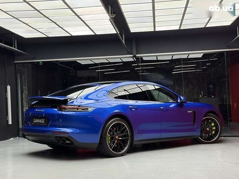 Porsche Panamera 2018 - фото 20