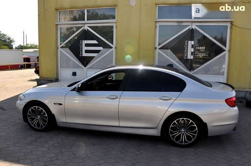 BMW 5 серия 2011 - фото 14