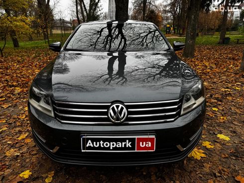 Volkswagen Passat 2011 серый - фото 2