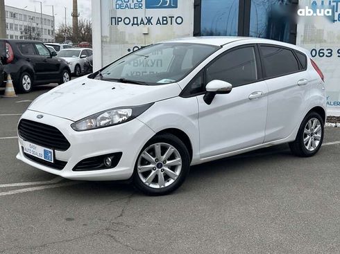 Ford Fiesta 2013 - фото 8