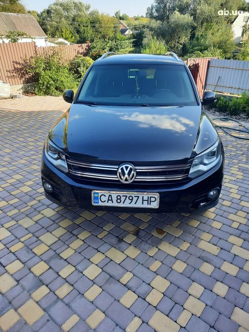 Volkswagen Tiguan 2013 черный - фото 10