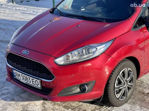 Ford Fiesta 2016 - фото 13