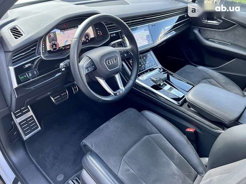 Audi Q7 2020 - фото 28