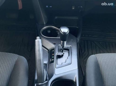 Toyota RAV4 2018 - фото 19