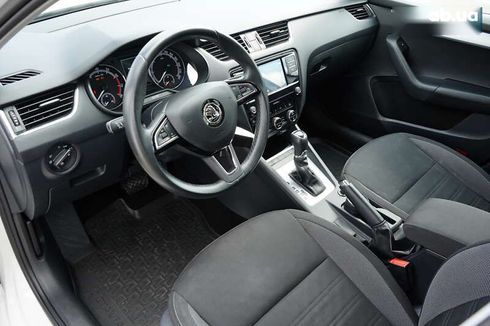 Skoda Octavia 2018 - фото 19