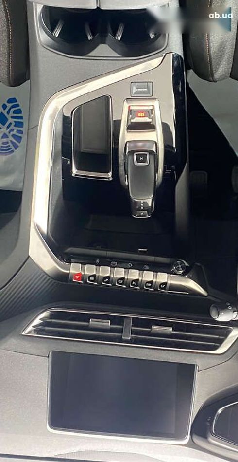 Peugeot 3008 2020 - фото 18