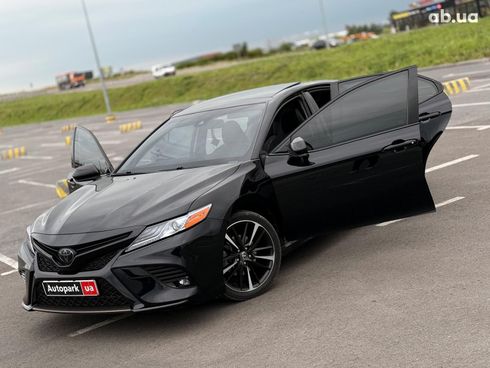 Toyota Camry 2020 черный - фото 33