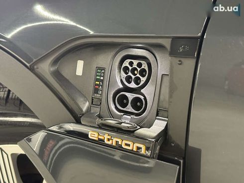 Audi E-Tron 2020 - фото 9