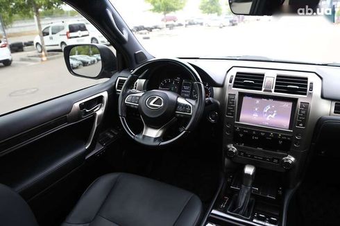 Lexus GX 2020 - фото 12