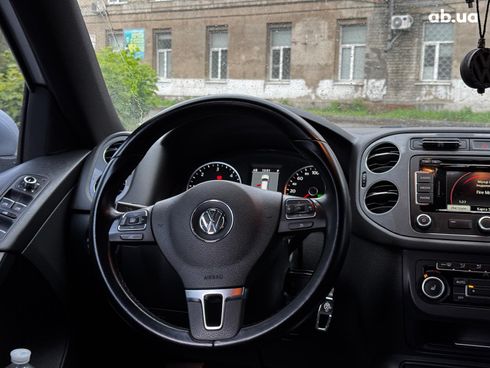 Volkswagen Tiguan 2013 серый - фото 26